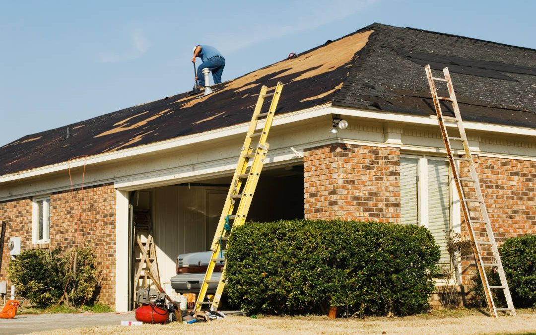 What Should You Know About the Cost of Roofing a Home: Is It Worth It?